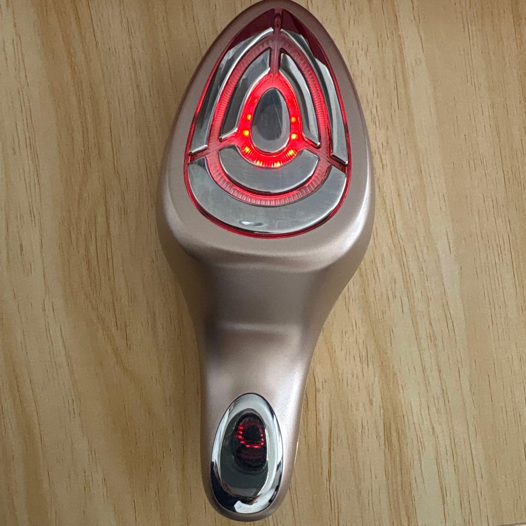 Éclat ME LA BOUM 美顔器