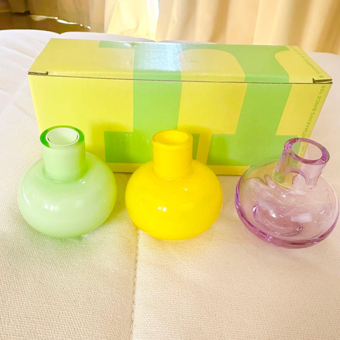 マリメッコ　フラワーベース　新品　Mini ベース 3個セット