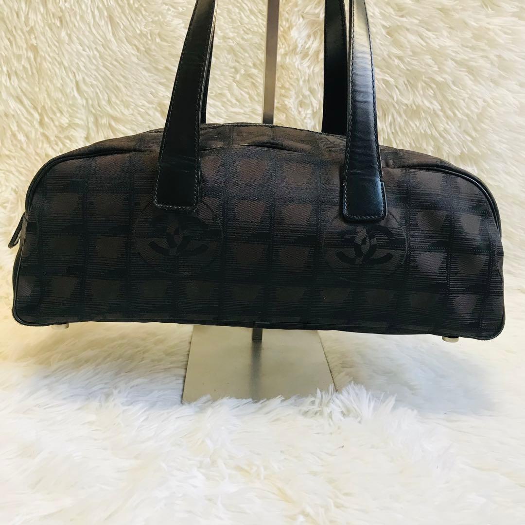 【未使用に近い】シャネル ハンドバッグ ニュートラベル 茶色 横長 ミニボストン