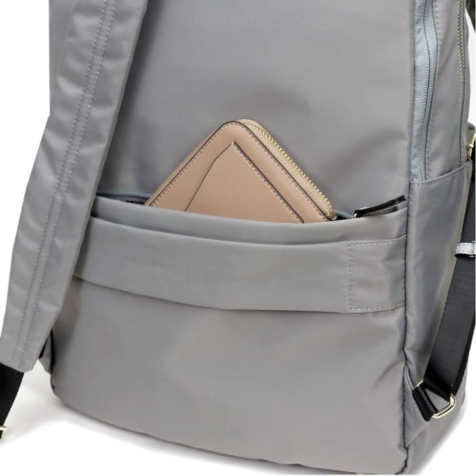 [エースジーン] ビジネスリュック 15.6インチPC収納可 B4対応