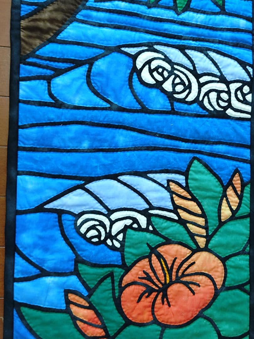 タペストリー　ハワイアンキルト　ステンドグラスキルト