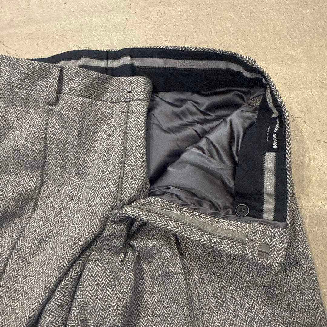Giorgio Armani ストレッチスラックス　48サイズ