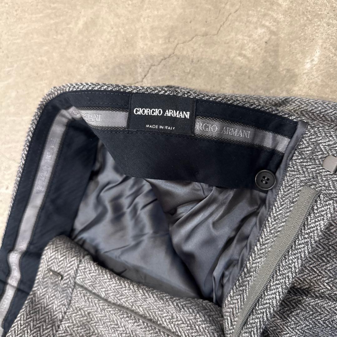 Giorgio Armani ストレッチスラックス　48サイズ
