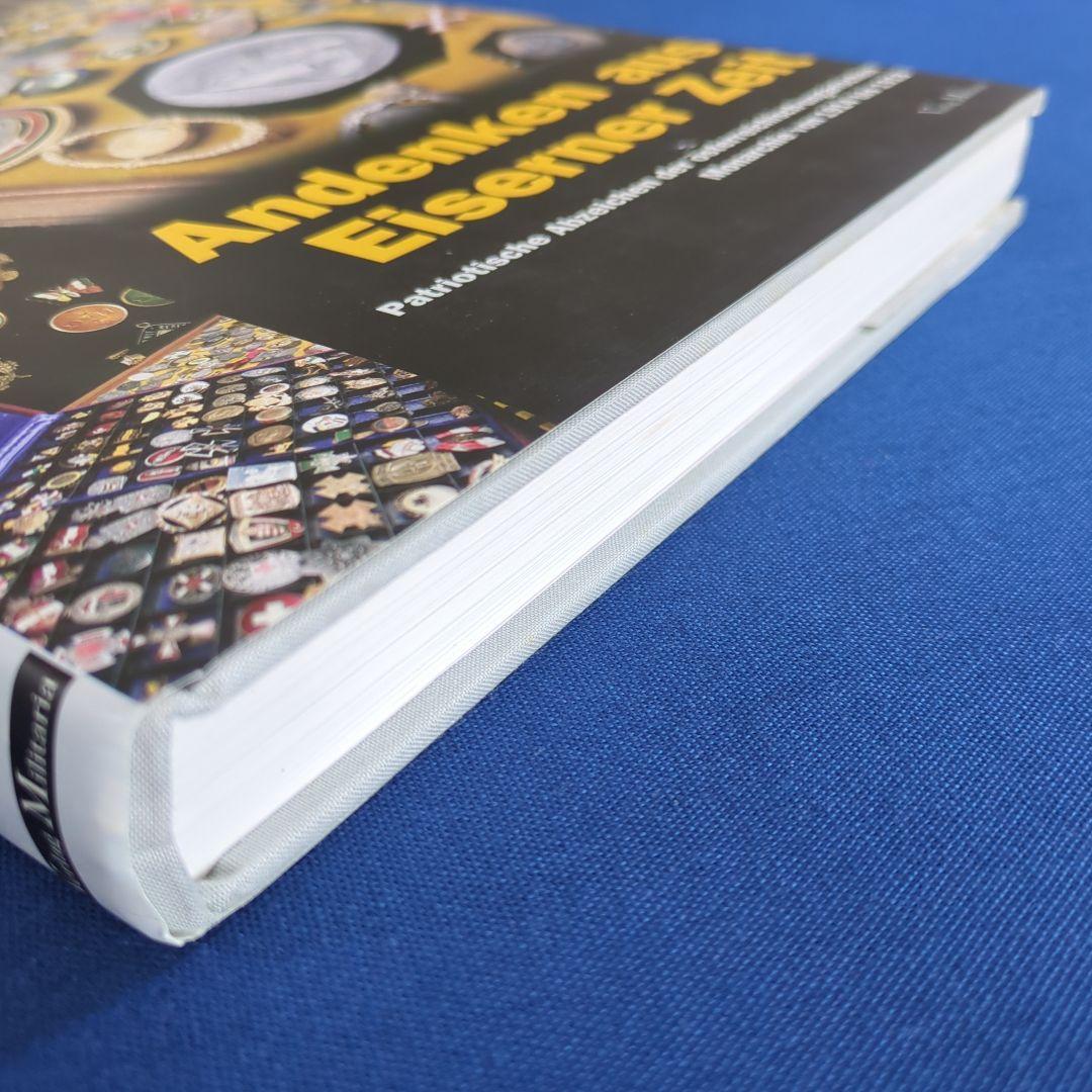 【洋書】オーストリア＝ハンガリー帝国（第一次世界大戦）愛国バッジ・記念品 写真集