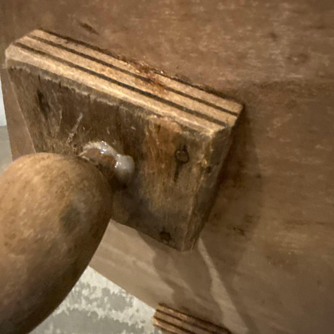 chiezouヴィンテージ　木製サイドテーブル　剥離