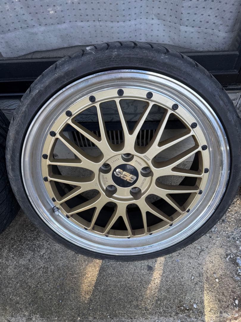 BBS LM 19インチ　7.5J pcd114.3 タイヤ215/35/19
