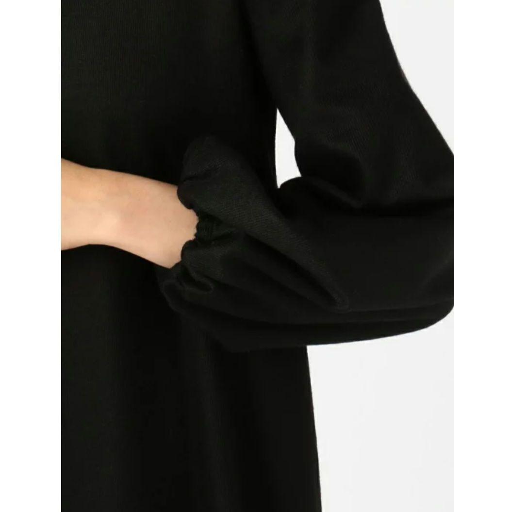 トゥモローランド　シルキーダブルフェイス クルーネックフレアワンピース　黒