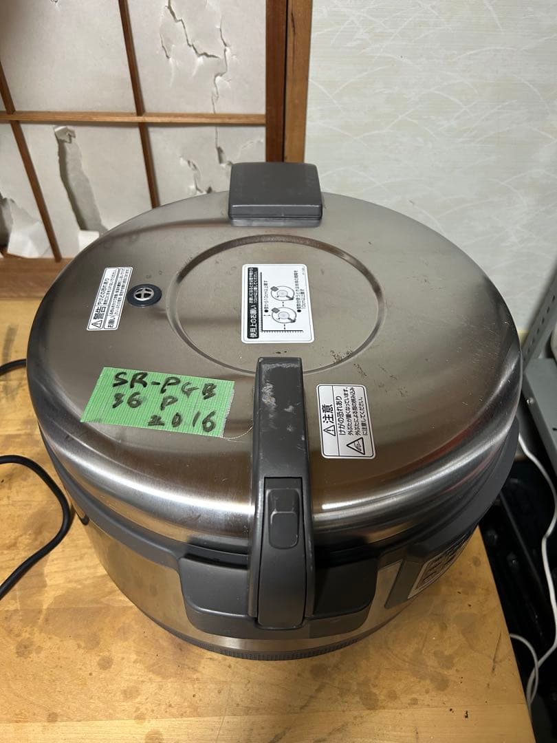 SR-PGB36P パナソニック 業務用　炊飯器　2016年製です。未使用に近い