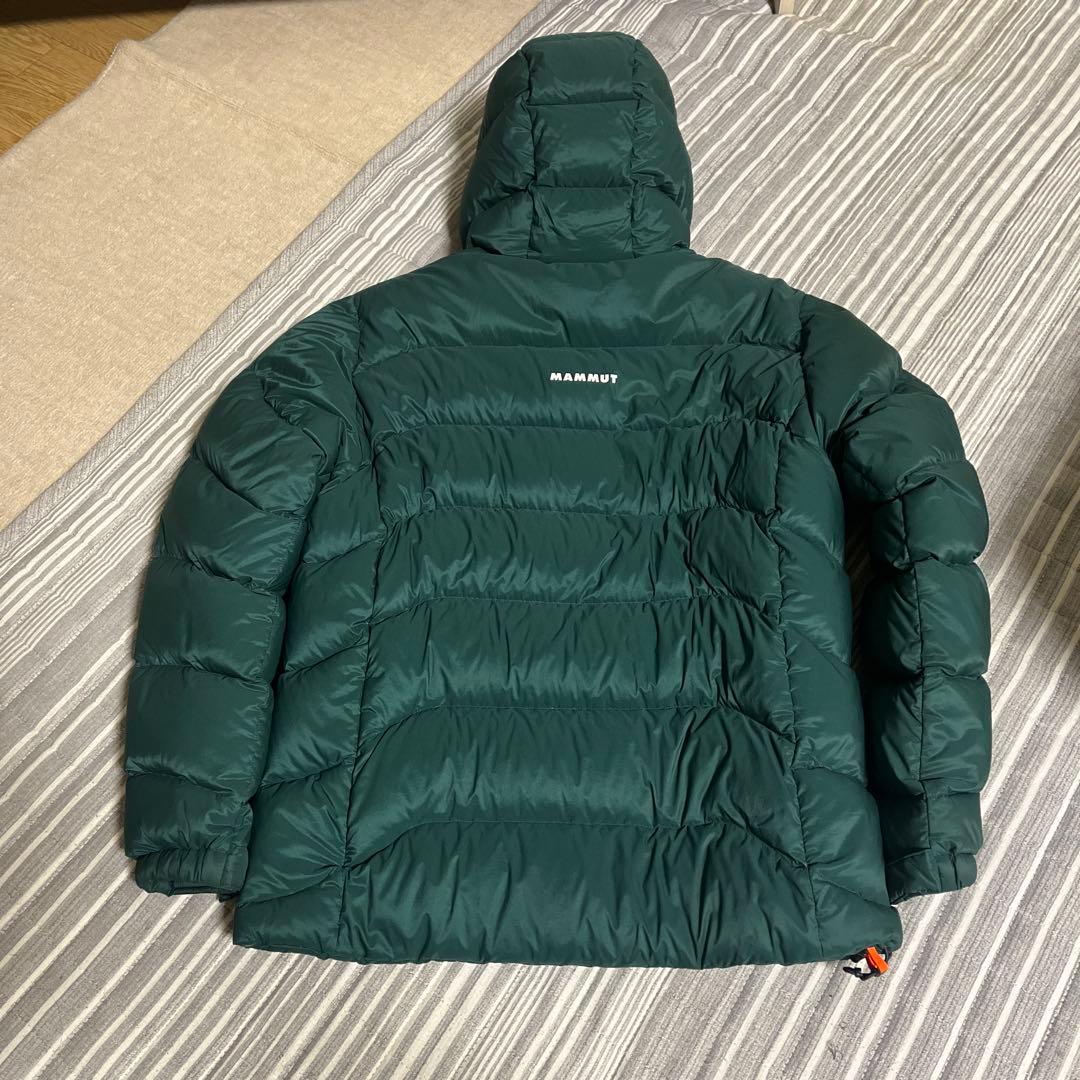 MAMMUT ダウンジャケット　ダークグリーン　Lサイズ　ナイロン