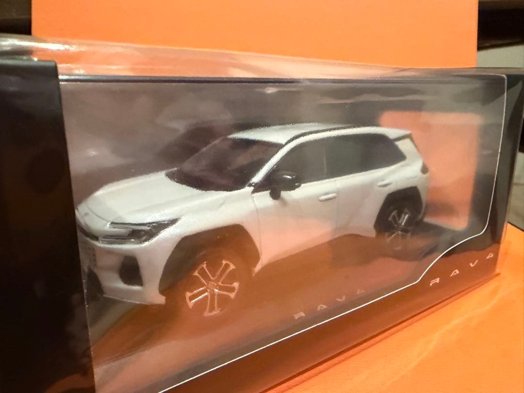 新型RAV4 ミニカー