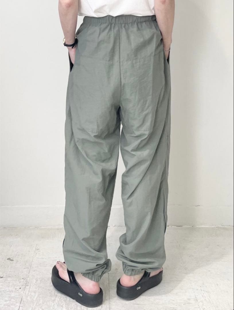 新品manonfripesマノンフリップwindpants soyy. roku