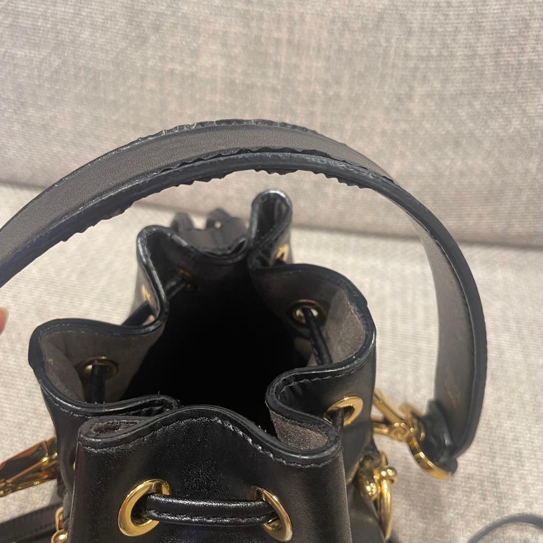 FENDI モントレゾール