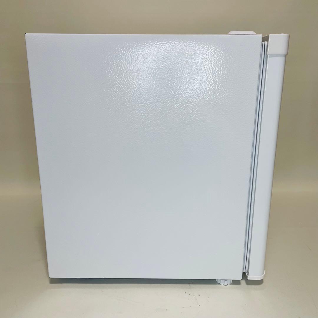 【美品、動作確認済み】アイリスプラザ　小型冷蔵庫 46L PRC-B051D