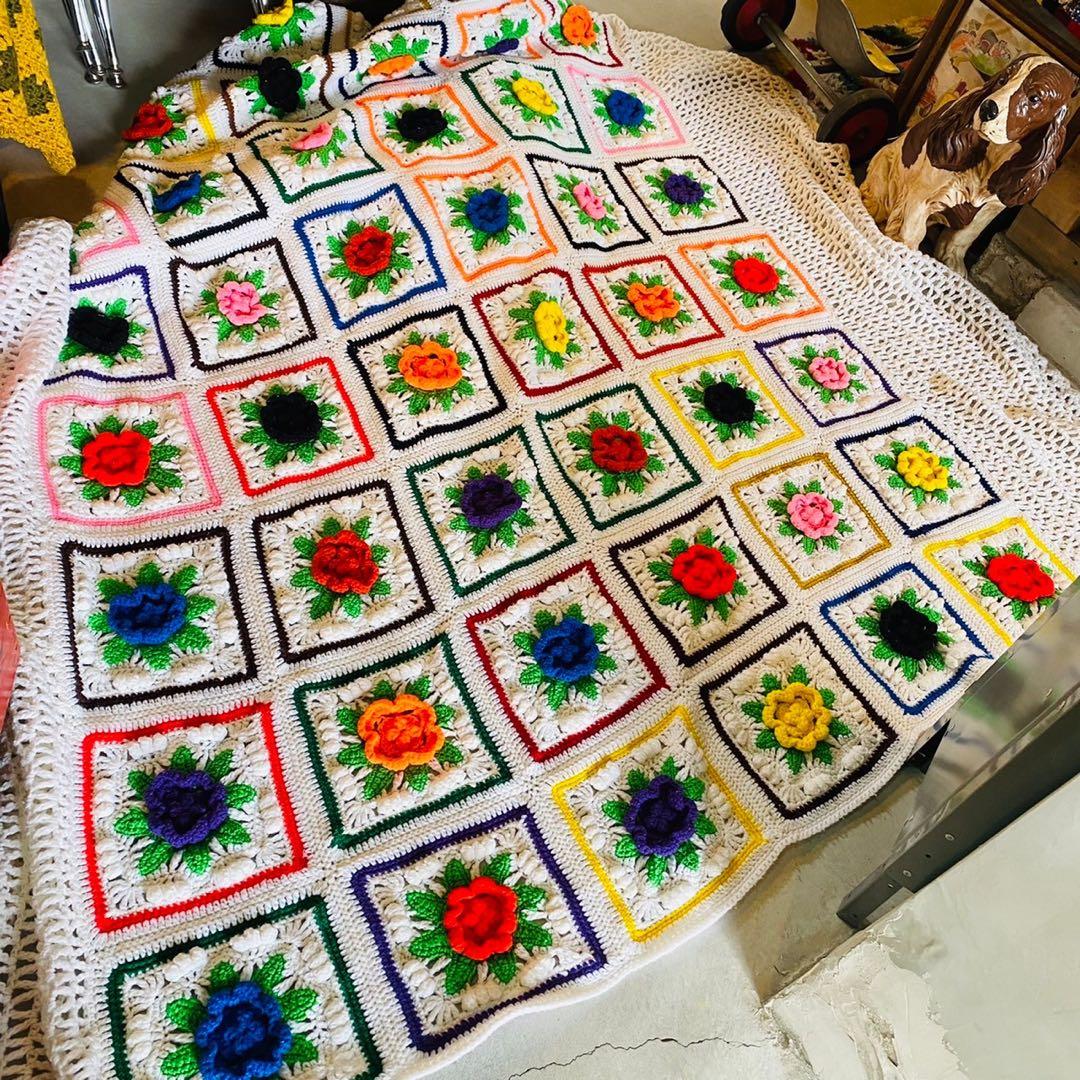 【1970s USA vintage】グラニーブランケット クロシェビッグサイズ