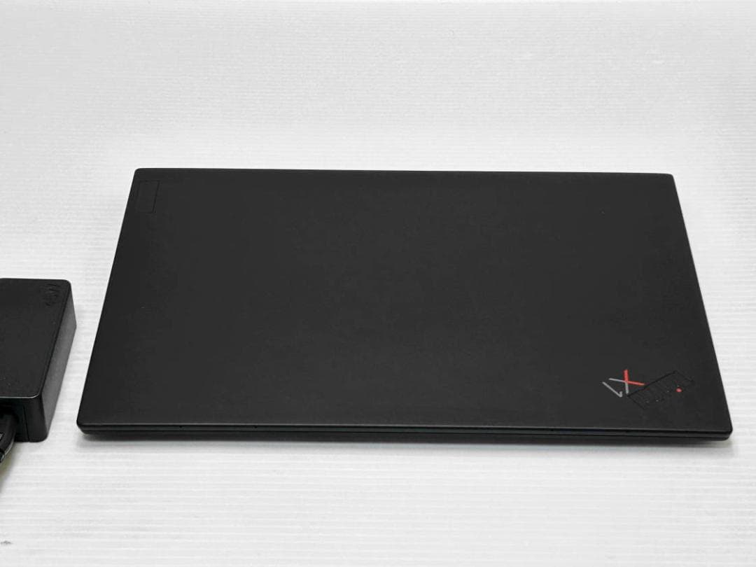 第11世代Core i5 ThinkPad X1 Carbon Gen9 16G