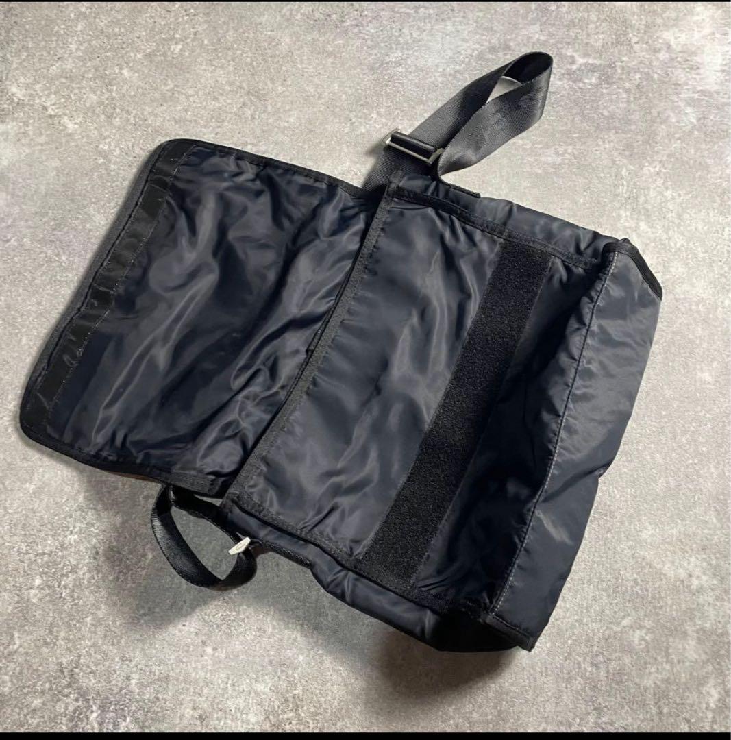 00s メッセンジャーバッグ ワンショルダー ブラック レザー ナイロン