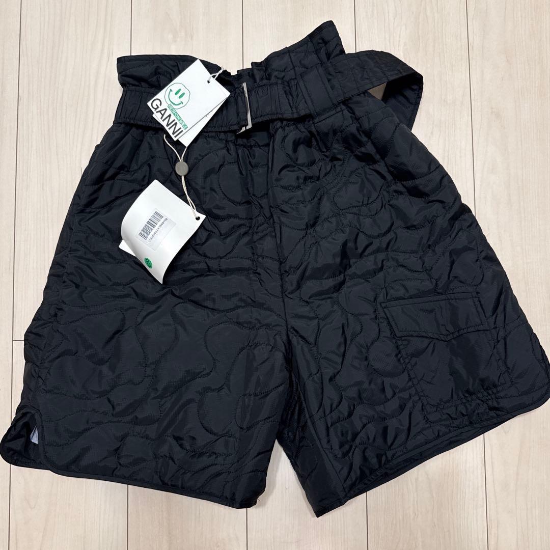 ちさ様　GANNI ハーフパンツ　ガニー