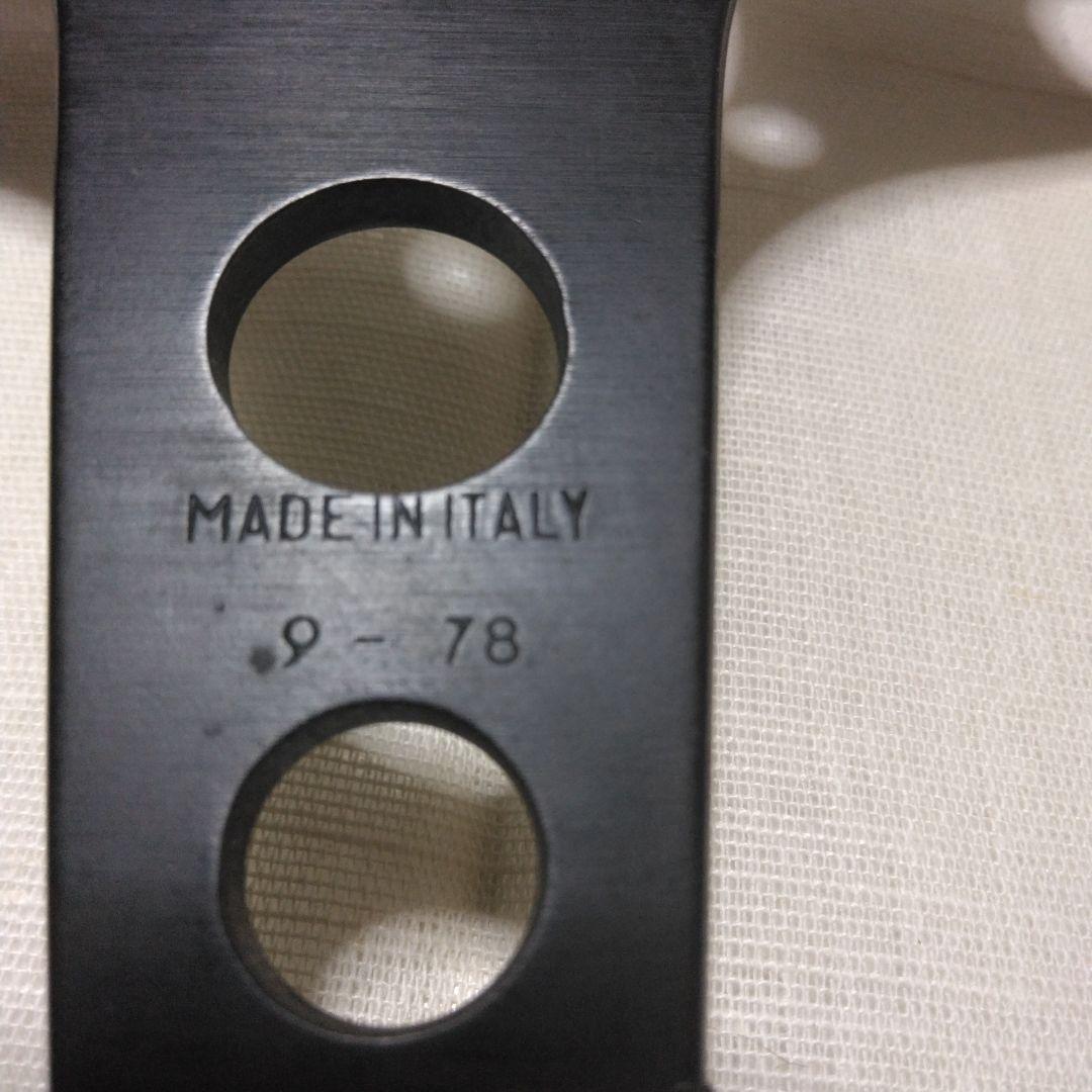 超希少　イタリー製MOMOのステアリング クレイ・レガツォーニモデル