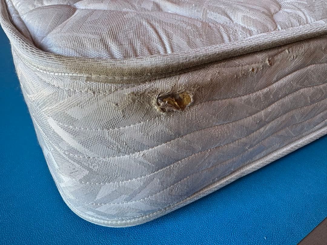 地域限定配送　シモンズ ビューティレスト Extra Hard ダブルサイズ