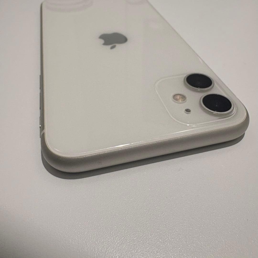 【早い者勝ち】Apple iPhone 11 ホワイト　64GB