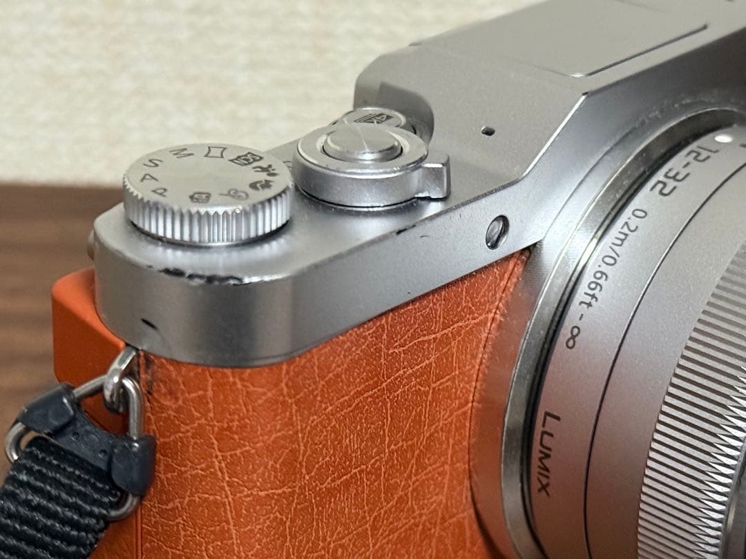 Panasonic LUMIX DC-GF9W ミラーレスカメラ