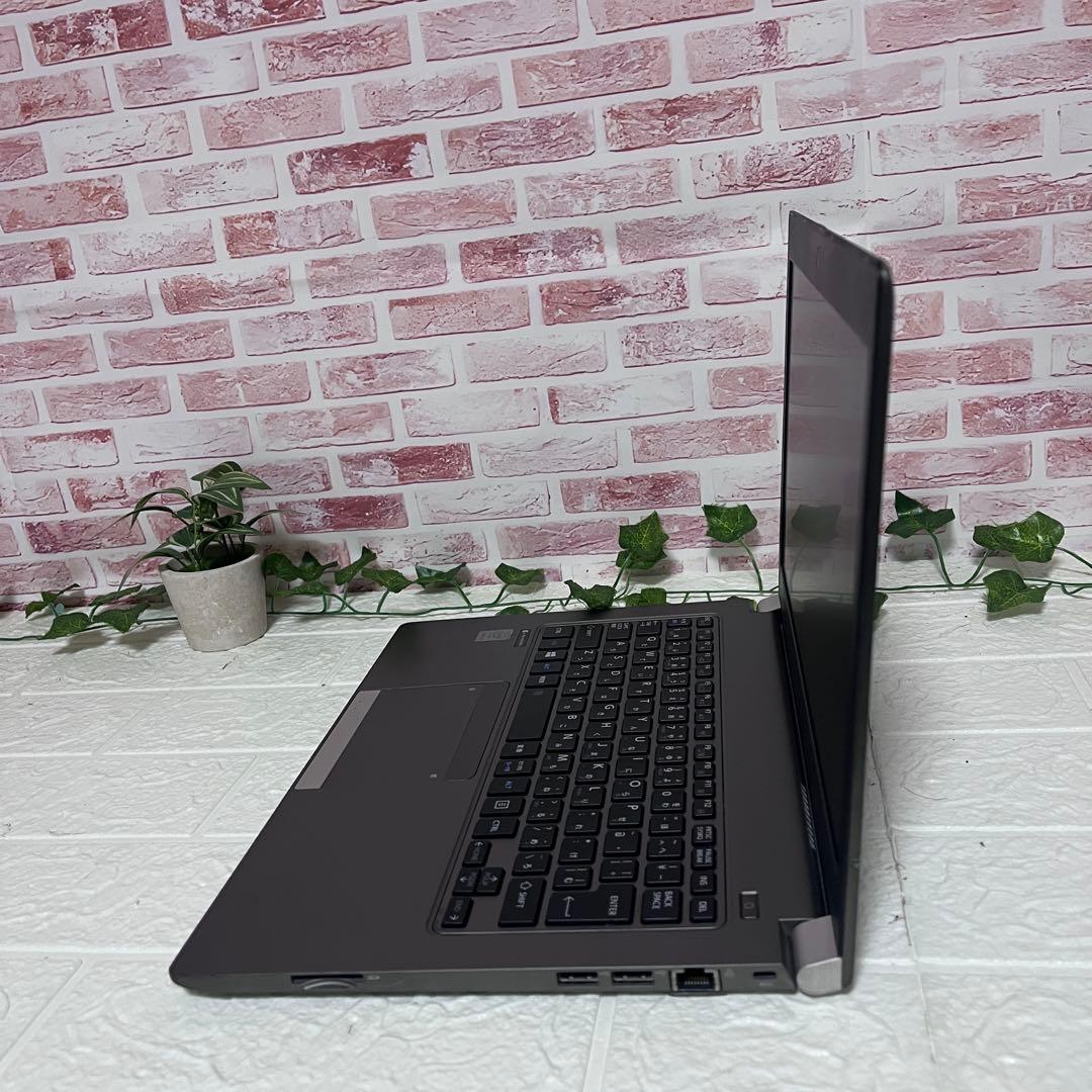 ★中古東芝 SSD新品128GB メモリ8GB★R63/P ノートPC90