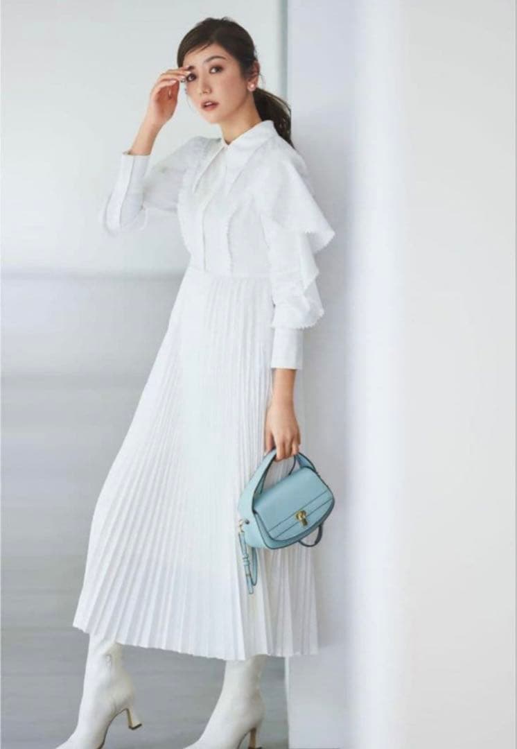 CELFORD ラッフルスリーブプリーツワンピース