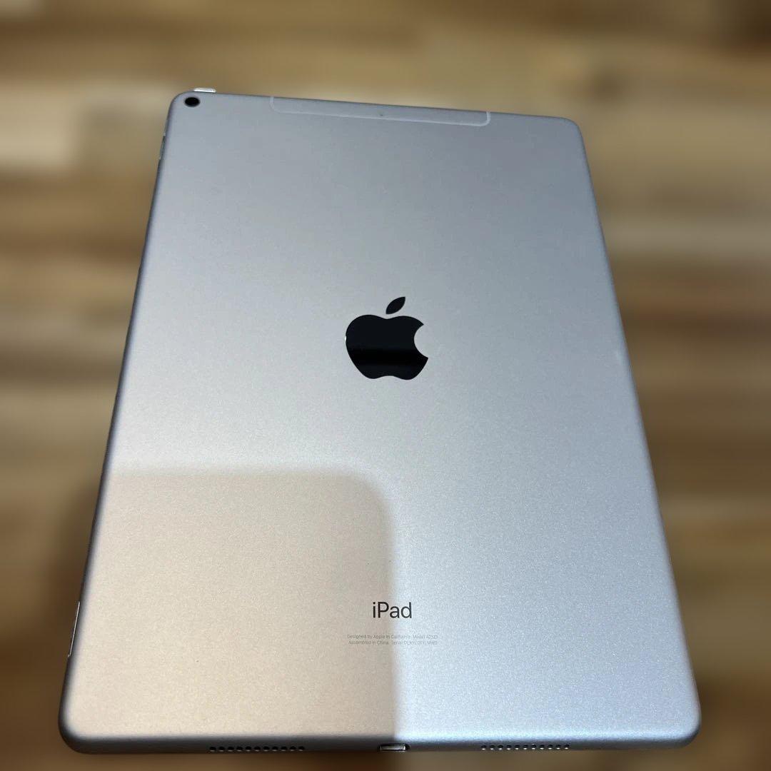 K1385 SIMフリー　iPad Air 第三代　64GB