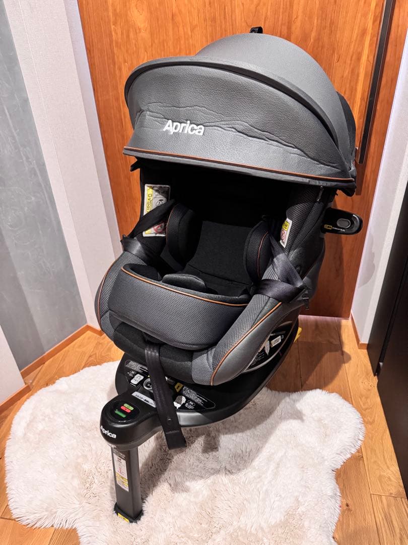 値下げ【極美品】限定モデル 最上位モデル　アップリカ クルリラビッテ プロテクト