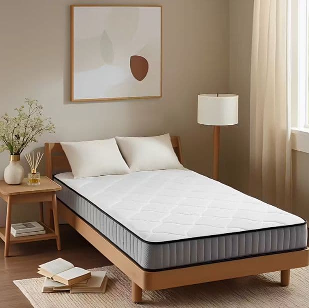 柔らかなウェーブ柄マットレス 北欧風寝室にぴったり