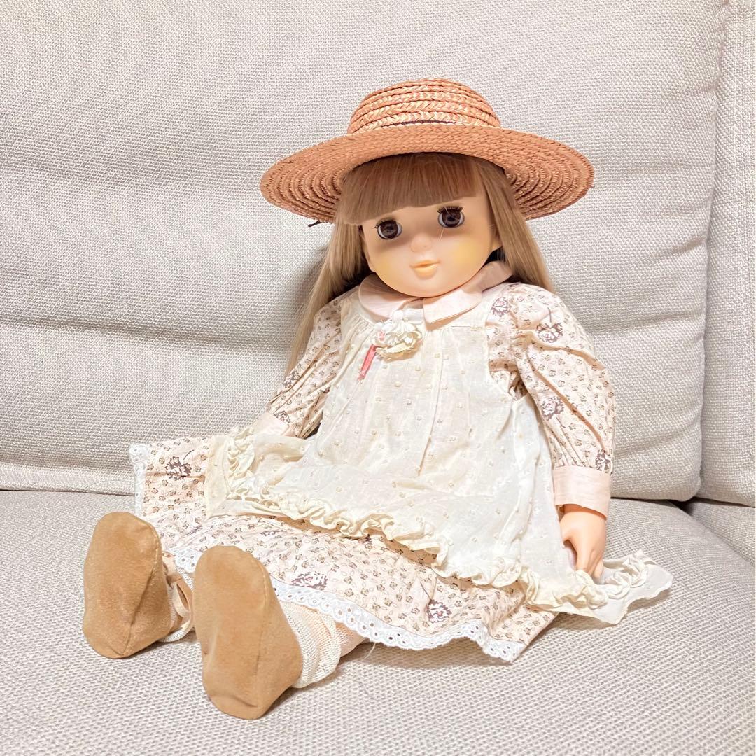 アンティーク雑貨　昭和レトロ　セキグチ　スリープアイドール　フランス人形　帽子付