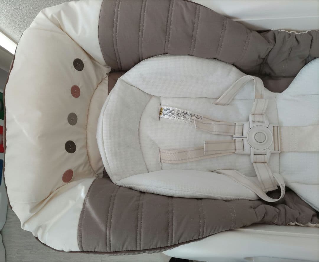 【美品】Combi ネムリラ　AUTO SWING　エッグショック