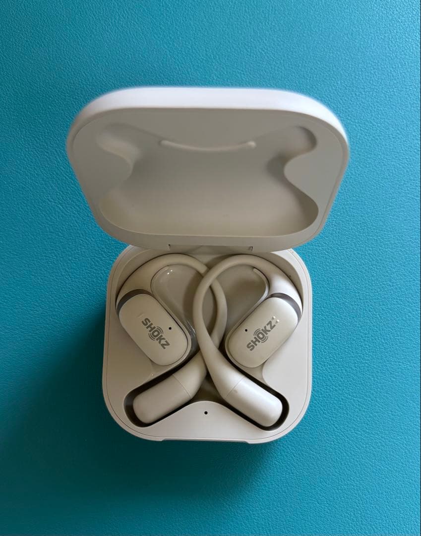 SHOKZ OPENFIT ワイヤレスイヤフォン & STORAGE BAG