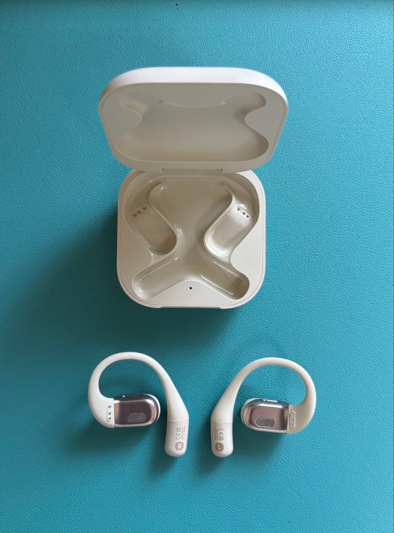 SHOKZ OPENFIT ワイヤレスイヤフォン & STORAGE BAG