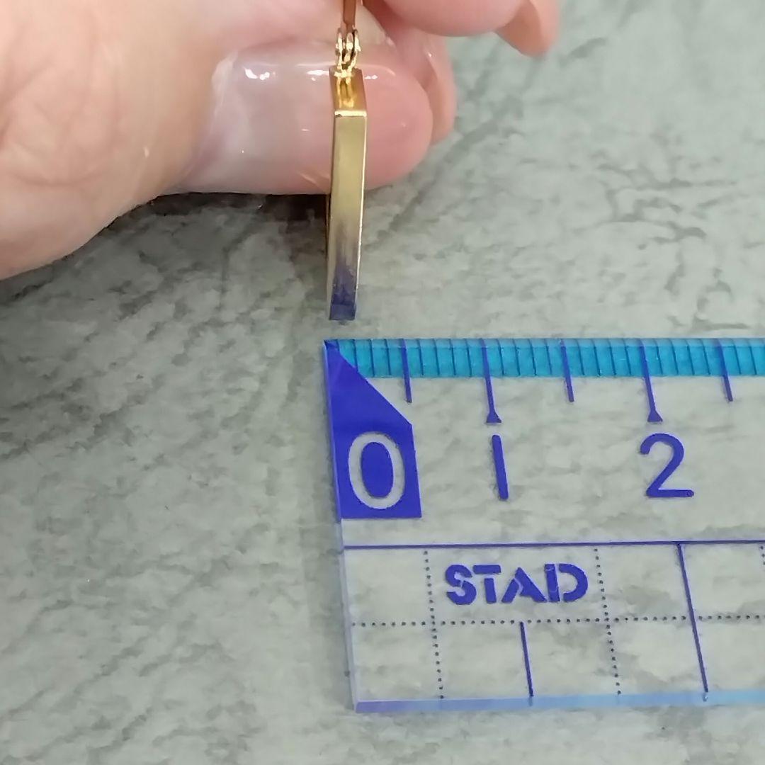 モモイロ　K18YG地金片耳ピアス　　中古品