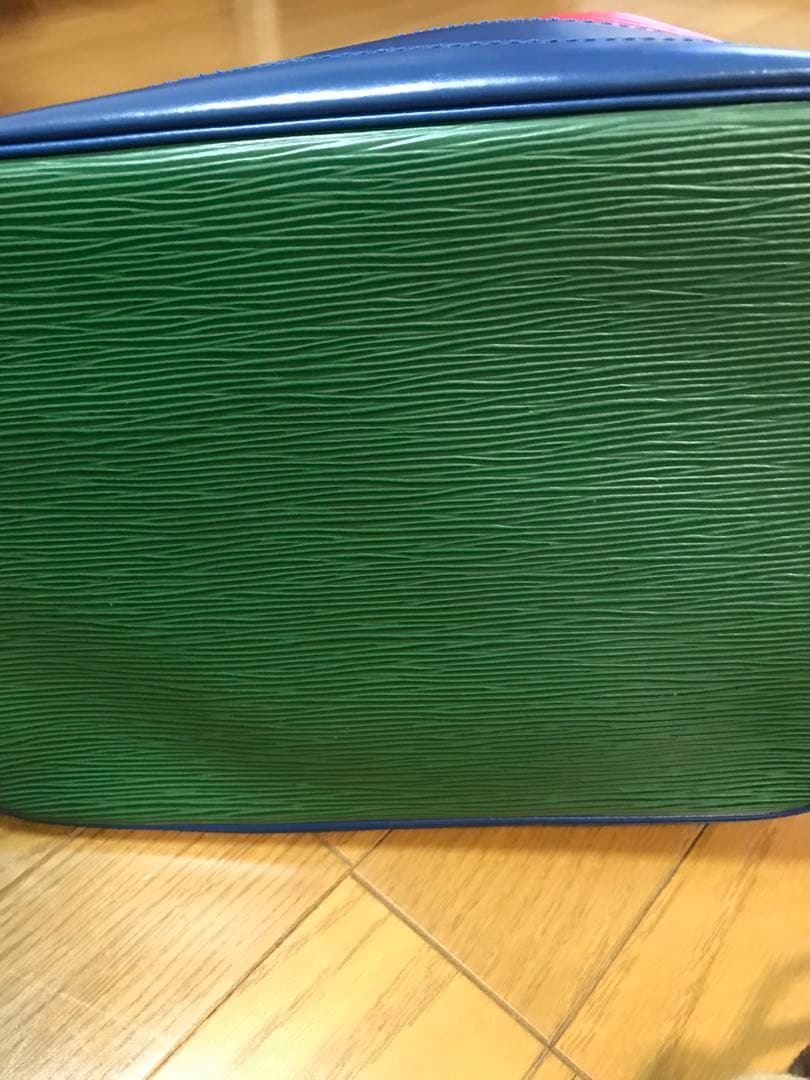 ルイビィトン　エピ