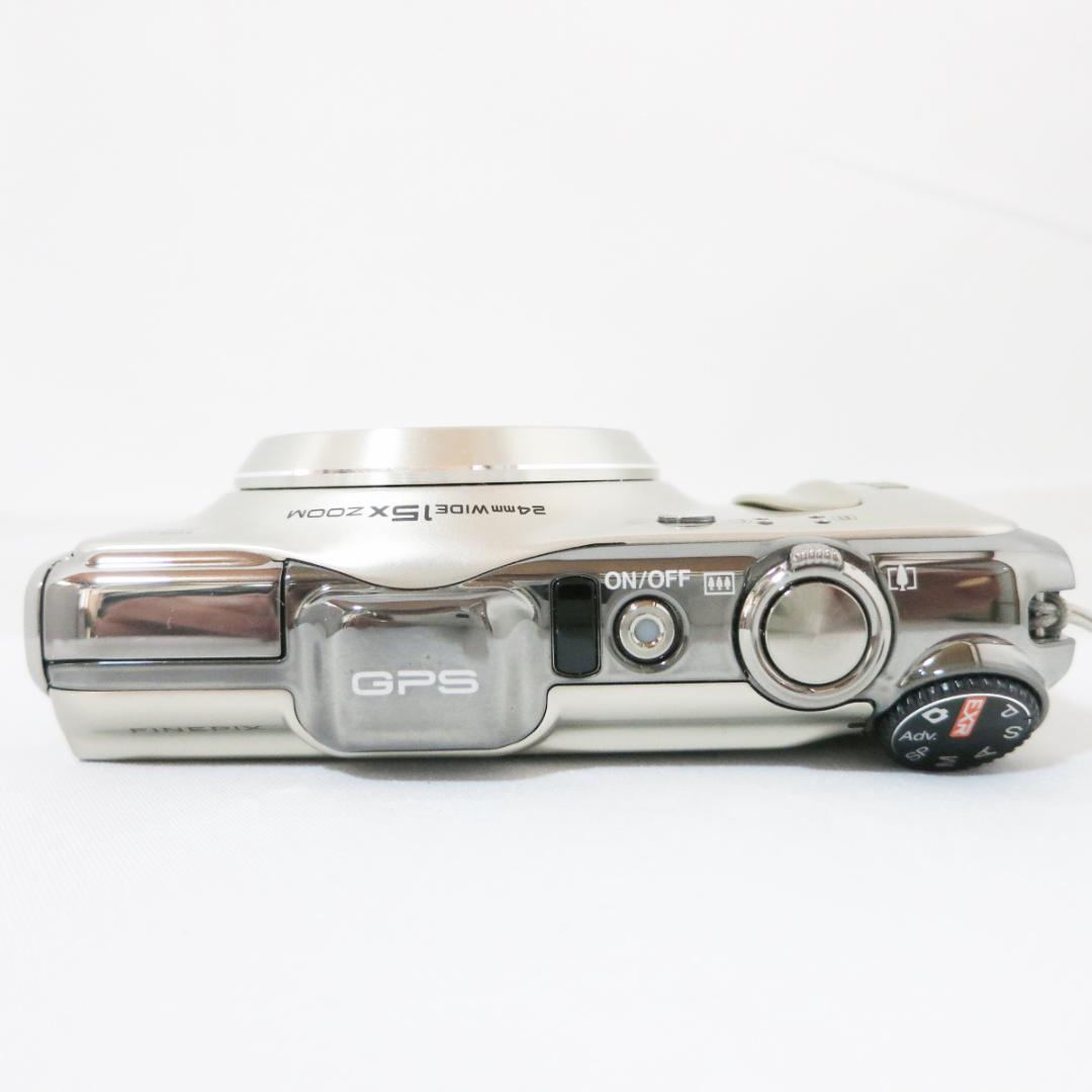 デジタルカメラ FUJIFILM FinePix F550EXR シルバー