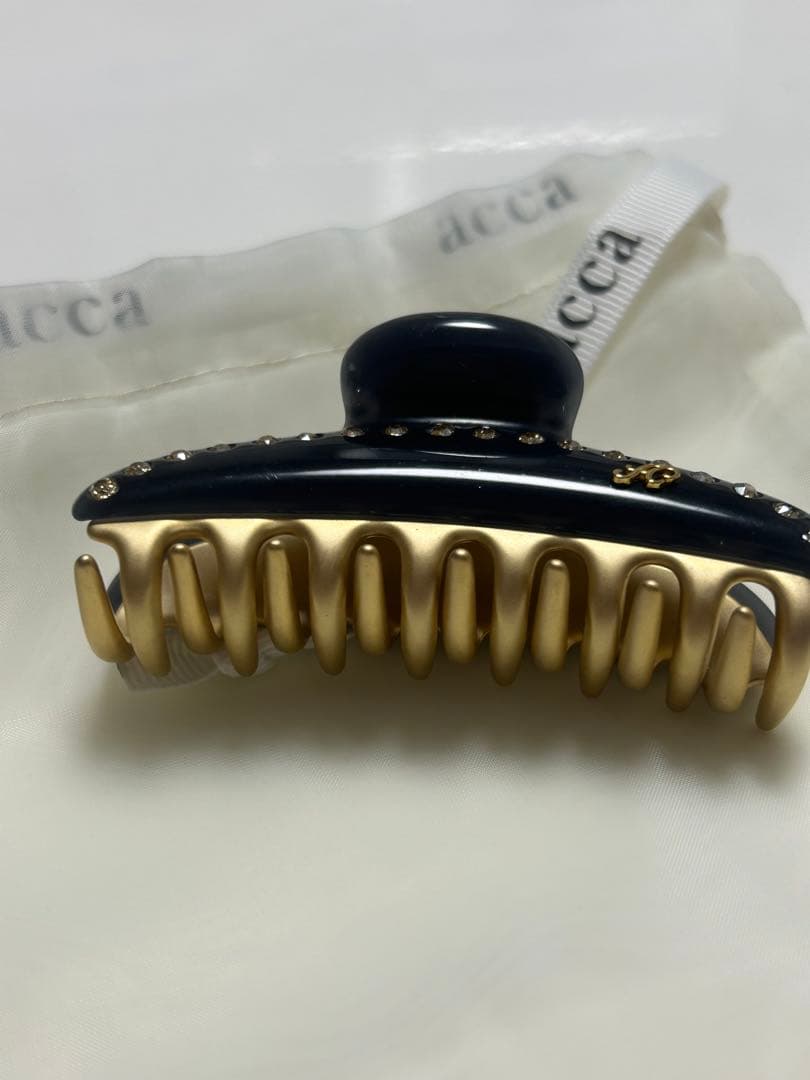 ✨新品✨ティアラクイーンクリップ 　　　　　Mサイズ✨Sサイズ✨