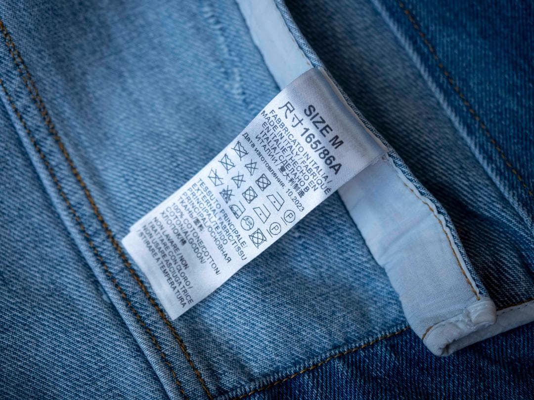 【美品】ERMANNO SCERVINOデニムジャケット　フラワーモチーフ