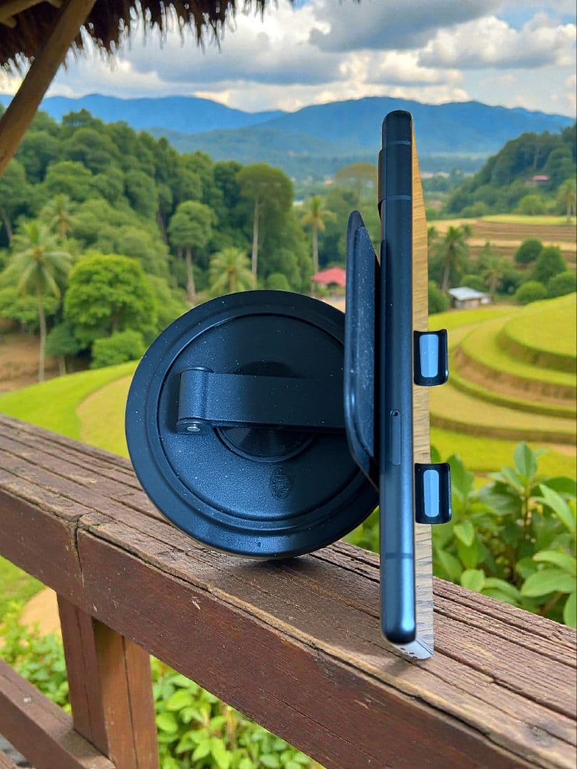 [年始セール1000円OFF]Google Pixel 7a チャコールほぼ新品