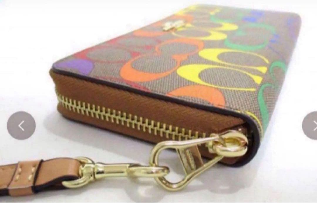 COACH長財布レインボーマルチカラーシグネチャーストラップ付.男女兼用.新品