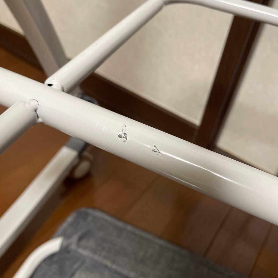 コンパクトベビーベッド　メッシュカバー付き　高さ調節可能