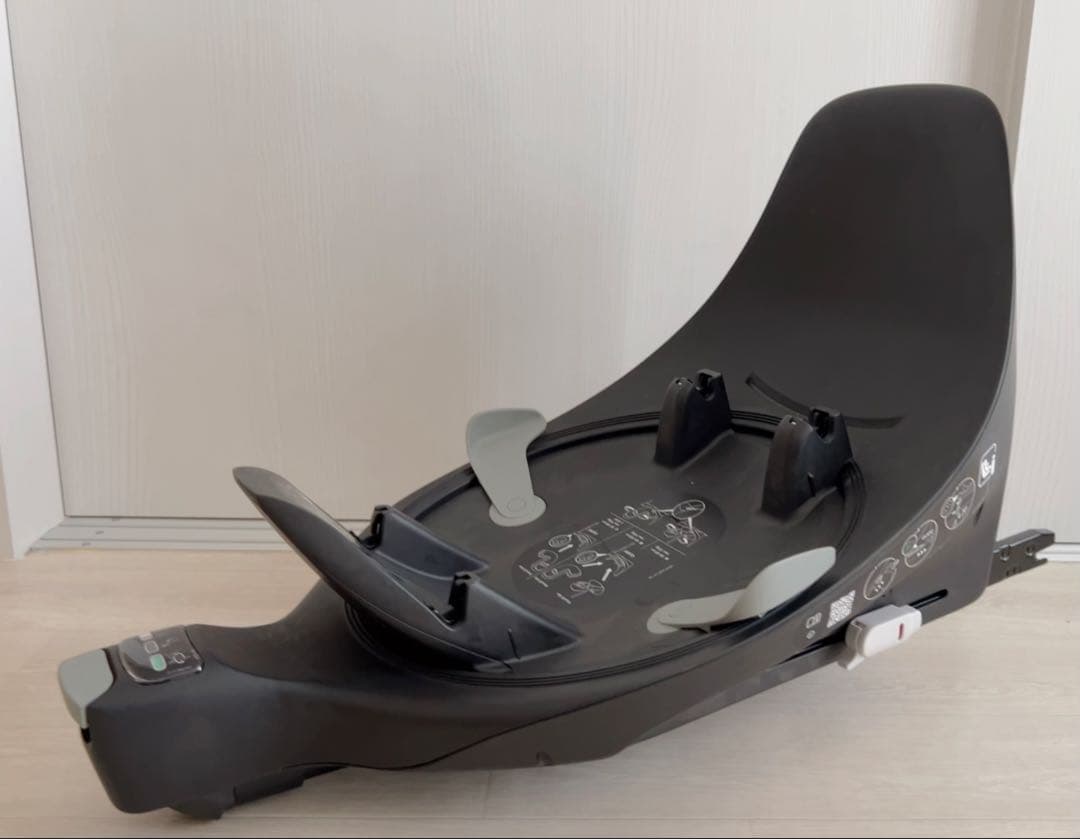 【値下げ】サイベックス クラウド Z2 i-Size、ベースZ2、アダプター