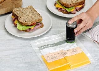 【２セット+スタンドプレゼント付き】フードセーバーFS1197 真空パック機