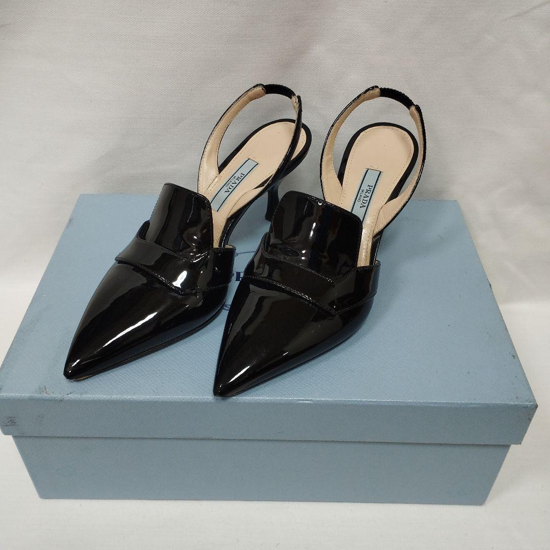 プラダ エナメル ブラック ポインテッドトゥ ミュール Sサイズ 21cm