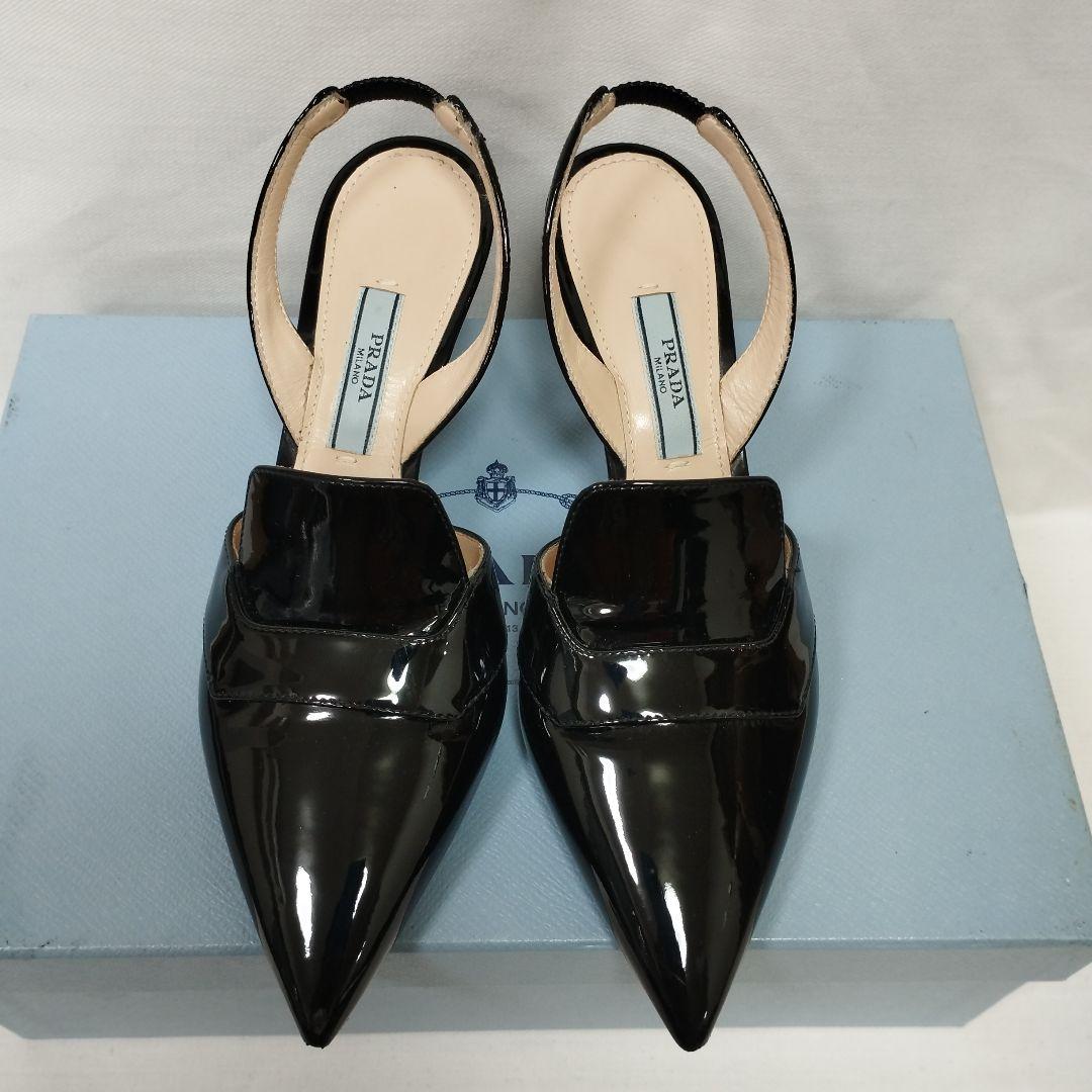 プラダ エナメル ブラック ポインテッドトゥ ミュール Sサイズ 21cm