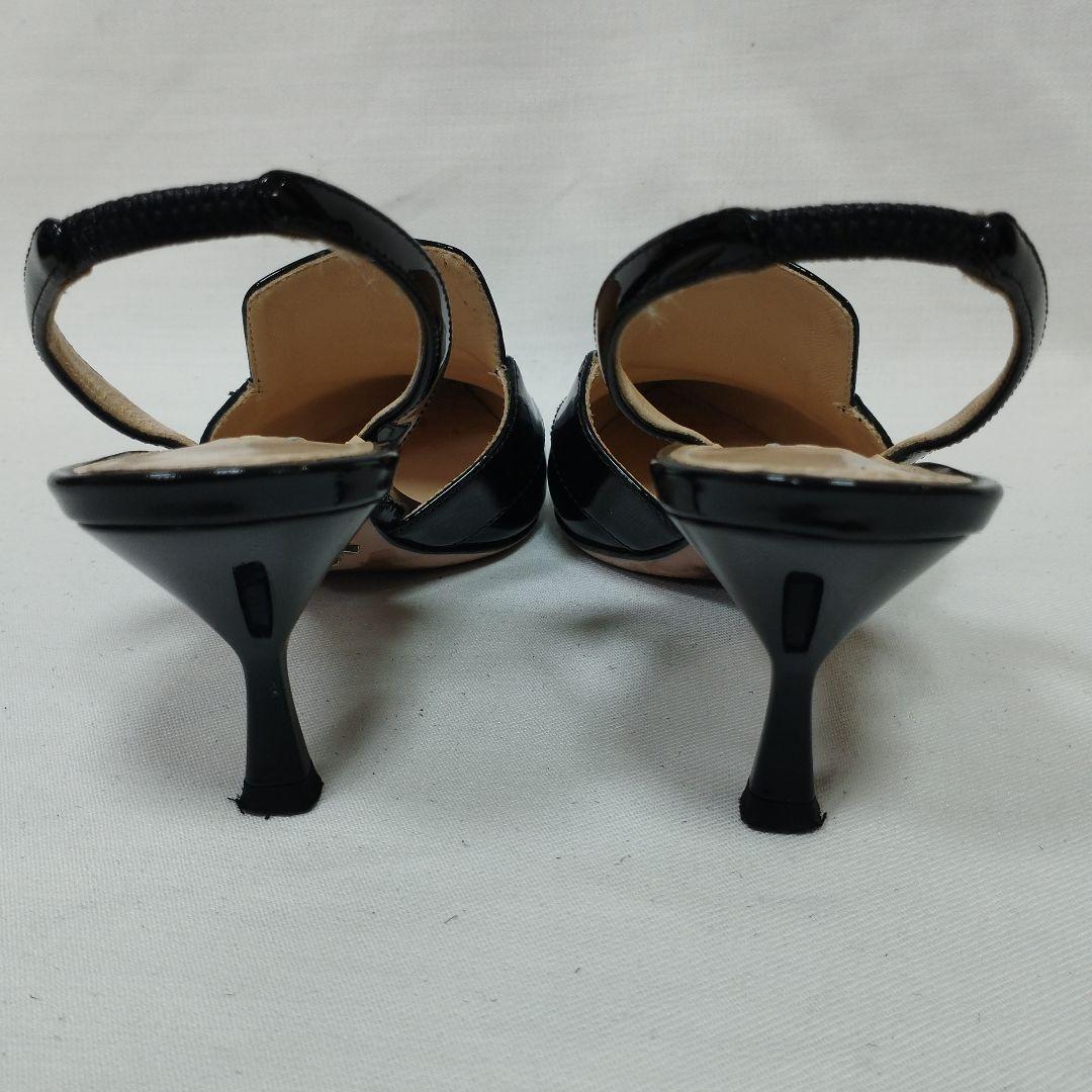 プラダ エナメル ブラック ポインテッドトゥ ミュール Sサイズ 21cm