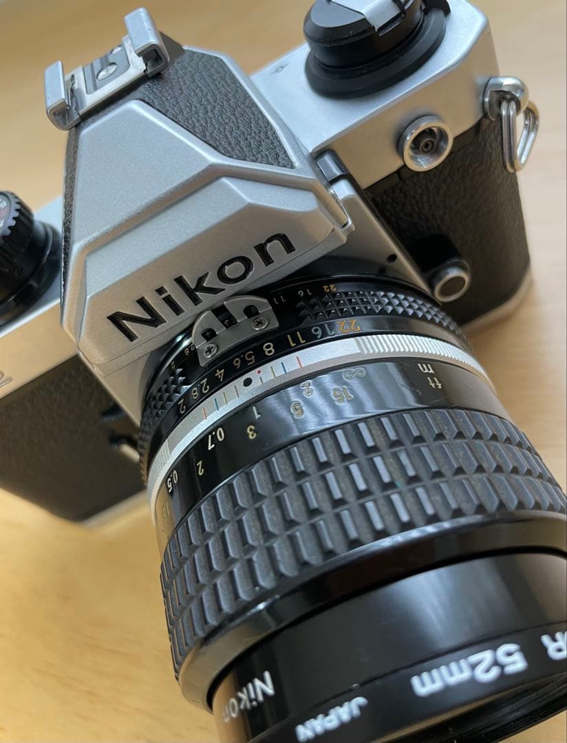 Nikon NewFM2 一眼レフ　Nikkor f/2レンズ付