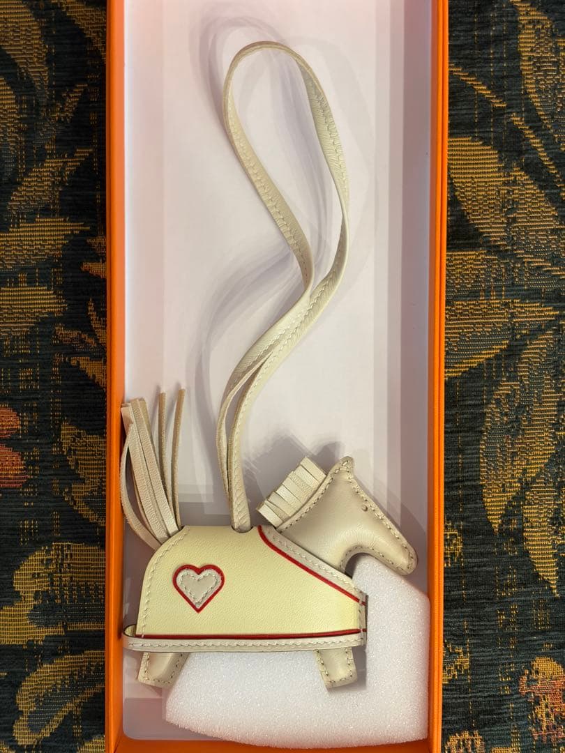 （未使用）エルメス ロベオクール PMクレ/ジョーヌミルトン