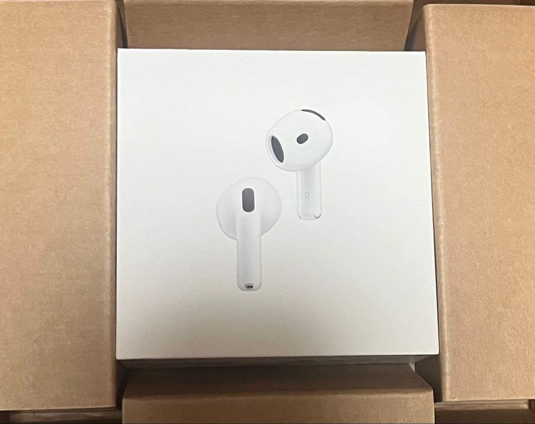 新品未開封　Apple AirPods 4 本体 アクティブノイズキャンセリング